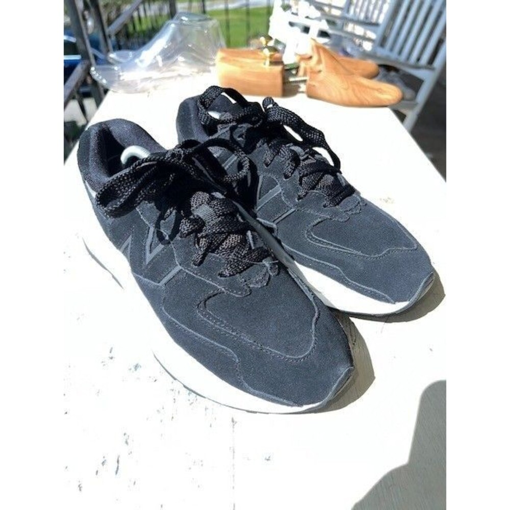 New Balance 57/40 M5740SLB Men's Size 7.5D Running Shoes Black Sea Salt Lifestyl